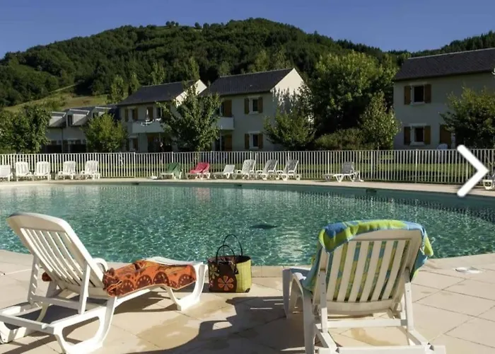 Piscine, Vacances Et Nature - Sejour Classe